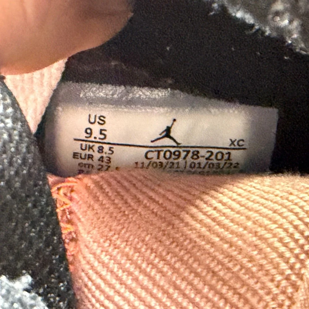 Jordan high zoom